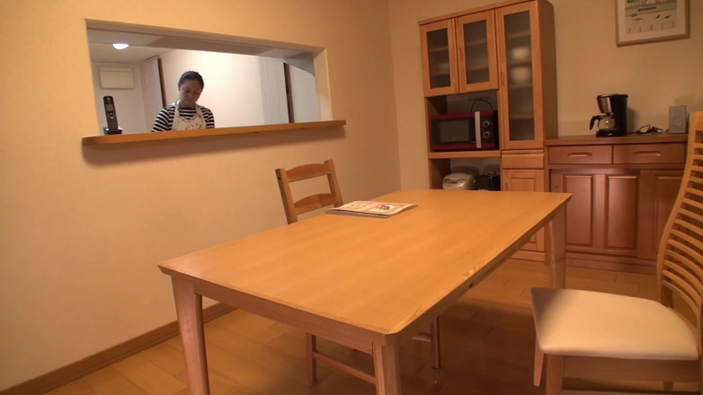 Raptor Inc: Seorang awek remaja jalang yang suci memecah masuk ke rumah...