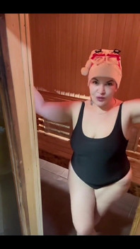 Свята тривають