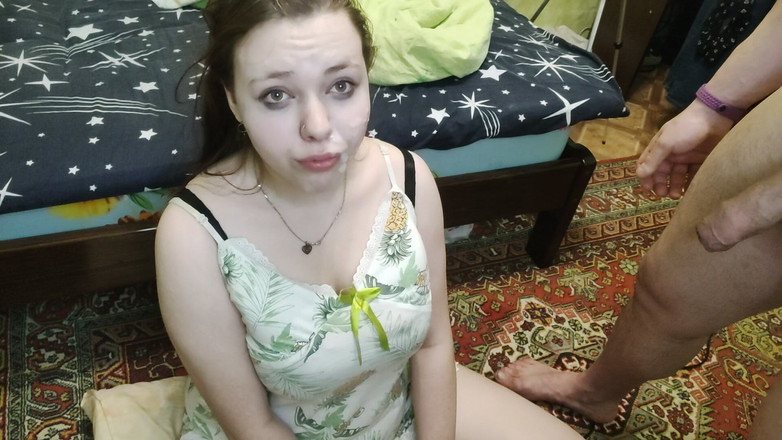 Jay_Marish: ジェイは私に彼の巨大なチンポをしゃぶらせ、すべての精液を飲み込ませました