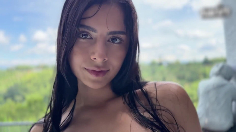 camilamendez7: 性感的哥伦比亚少女在按摩浴缸里被狠操！Camilamendez7