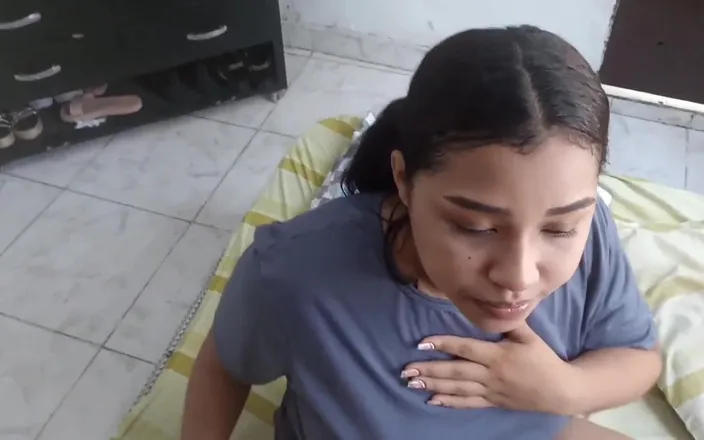 Pikaa6: Nalgona Needs a Cock in Her Tight Ass