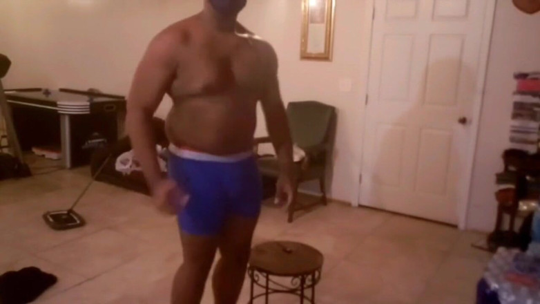 Blkbamaboi73: Big straight stud striping like a bitch