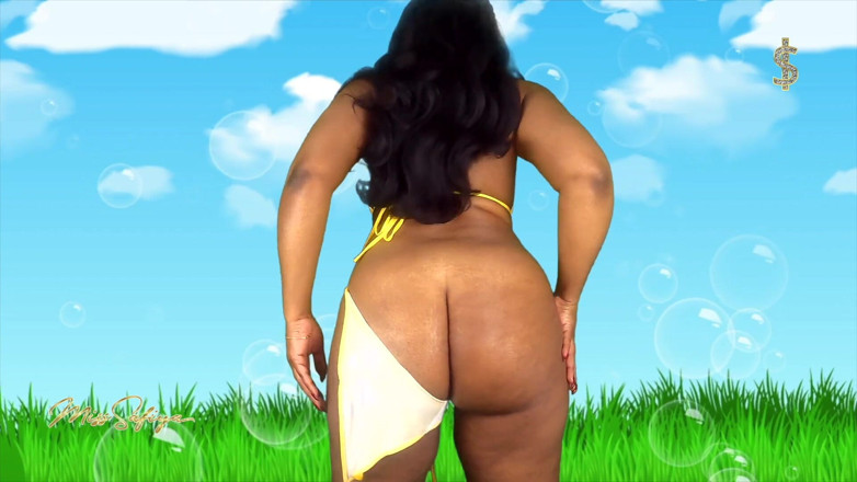 Miss-Safiya: Adorazione del culone di pika