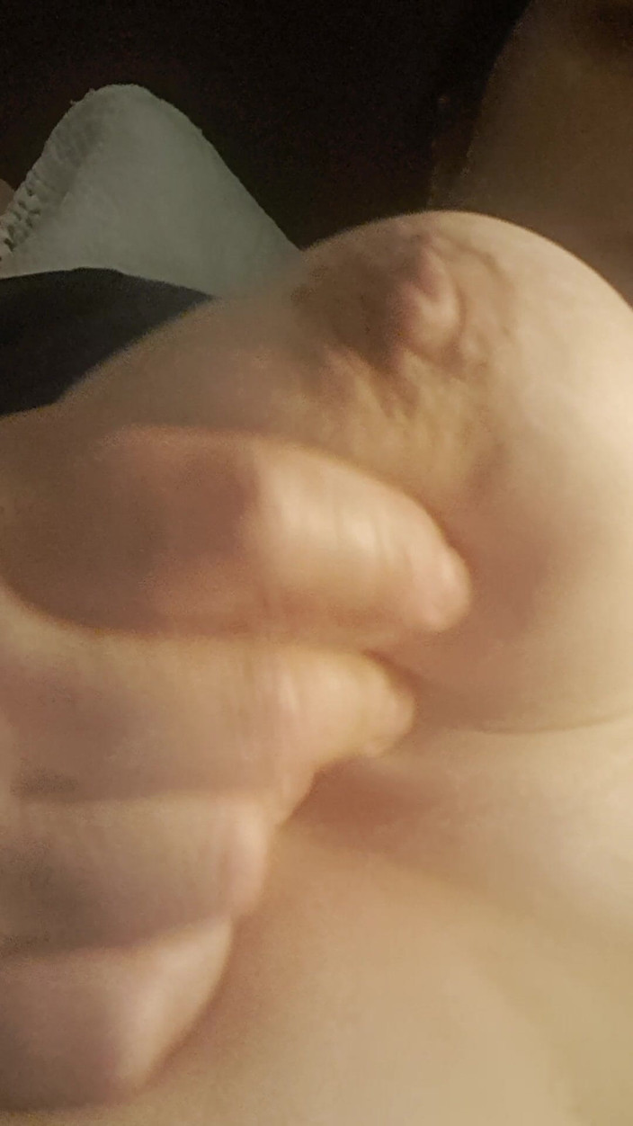 Mommy big hairy pussy: Мачеха сжимает