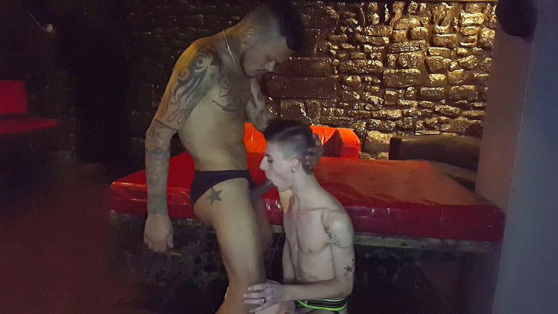 CASTING PORN AMATOR: Jerome james đụ barebaclk bởi pablo để thử vai khiêu dâm vui...