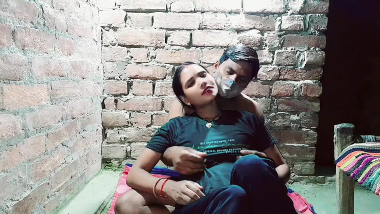 Renudbf: Saya membangkitkan pemacu seksnya dan mengongkek video viral audio hindi...