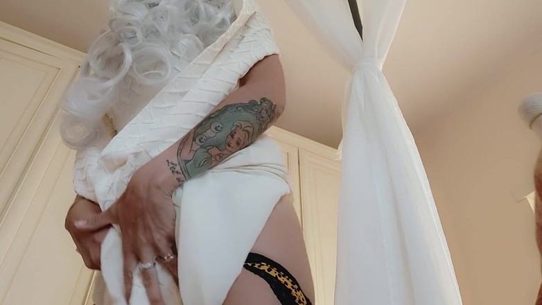 savannahamatoriale: Игра пердя, даже Daenerys Farts&amp;Pee