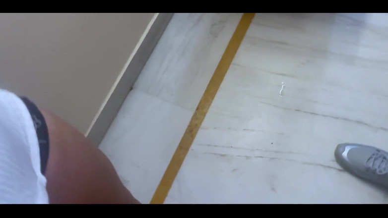 Indian Senu: 漂亮的女大学生出轨男友并在酒店与室男发生性关系