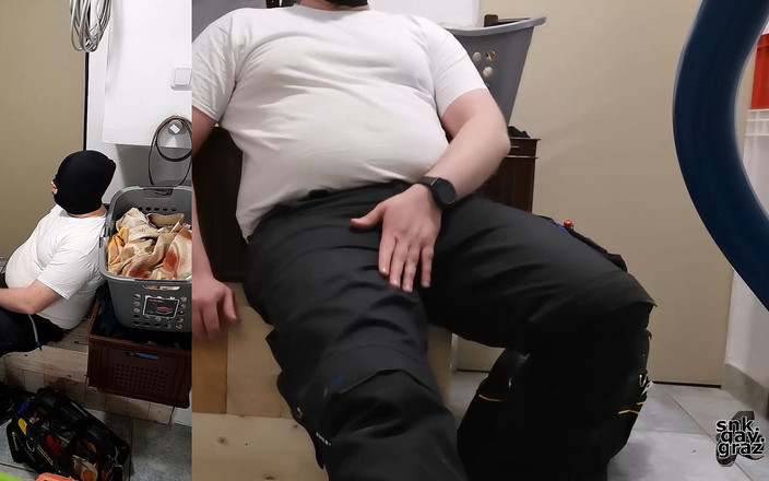 Sneakers Gay Graz: 기술자가 약해짐 - 냄새 맡고 핸잡