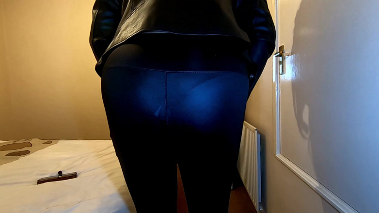 Kelly cd: Kelly cd in pvc leggins