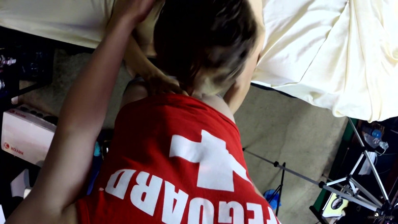 Holo twinks: Bareback Lifeguard Twinks