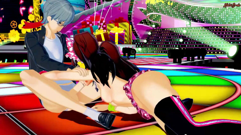 Hentai Smash: Rise Kujikawa fingert ihre muschi auf der bühne, bevor sie...