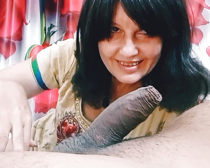 Bolly Karma: Любительська пара, гаряча весела сесія