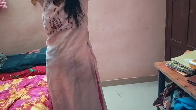 Skydreem1104: Gospodină malaieză care savurează sexul cu soțul ei