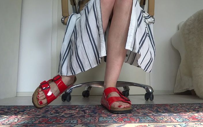 Lady Victoria Valente: Red patent leather slippers with a long summer dress