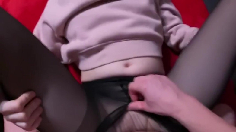 NicoleAndAlex: Ho scopato il mio fratellastro dopo la festa