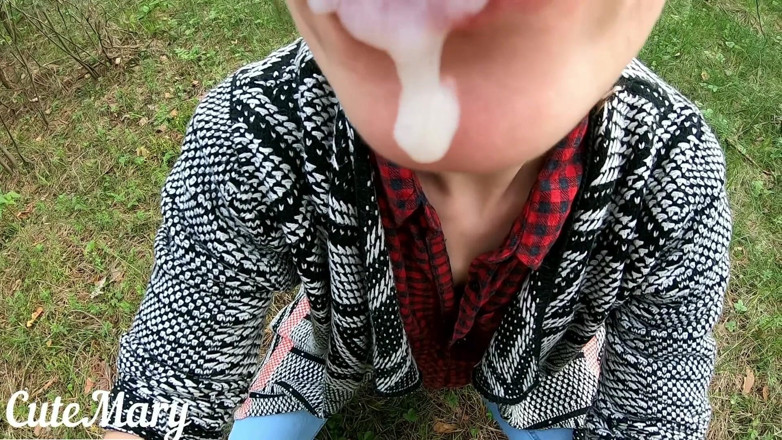 Real Sex Couple: First time outdoor blowjob and swallow - outdoor recreation
