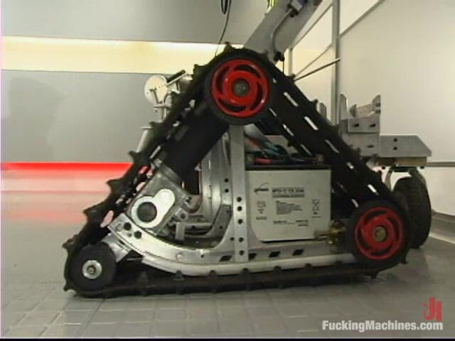 Fucking Machines by Kink: 사라 블레이크