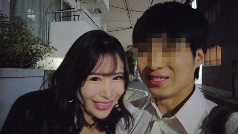 Javmango: J-cup Tease Queen - Nippel Play Meltdown på sängen