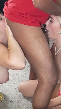 Sky Pierce & Maisey Monroe: 2 Blonde Canadian Snowbunny Baddies Surprise Xmas BBC Worship