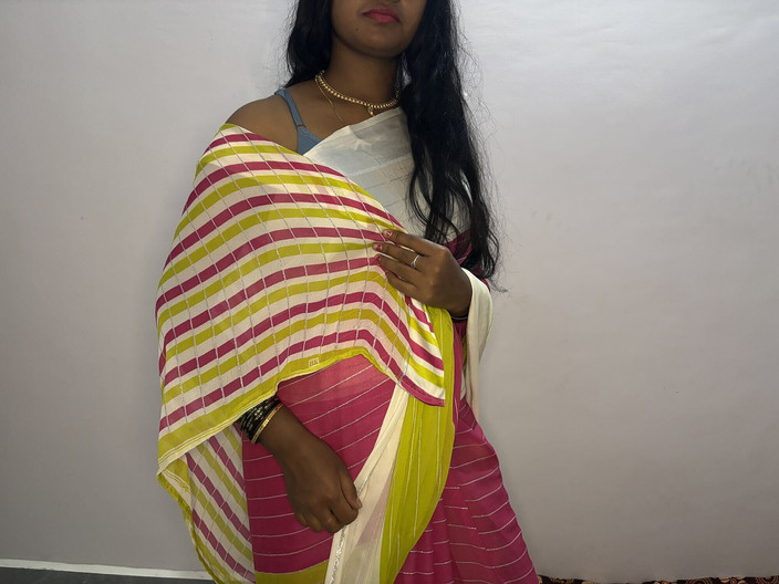 Mary V: пальцями мою нову тамільську дружину з сарре