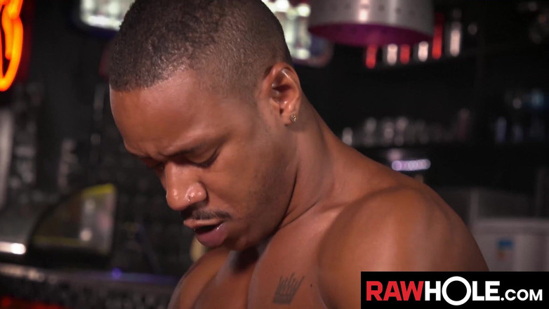 Raw Hole: Rohloch nackte barer knospen, teil eins