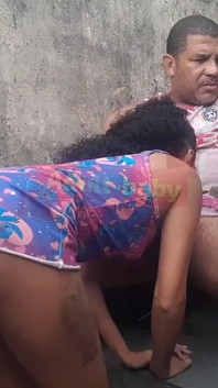 Sexo en las escaleras con mi padrastro 100% anal