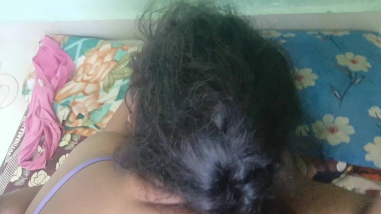 Wonder: Donne sposate che fanno la posizione della cow girl a...