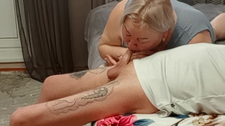 Zona901: Macecha dává kouření, aby si užila sexy sperma