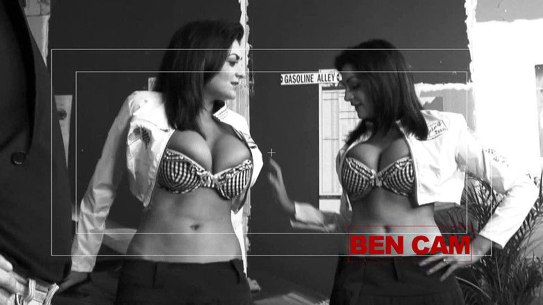 Foxy Desire: Kat Lee i Kit Lee to pieprzące dziewczyny