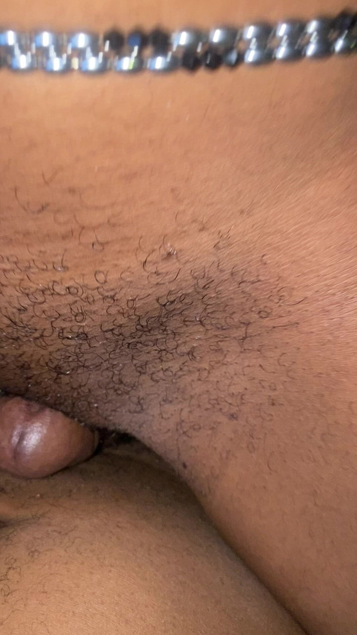 DivaHouz: Sexy Hot African Ebony Browngurl234 Grinds Big Clit and Cresmy...