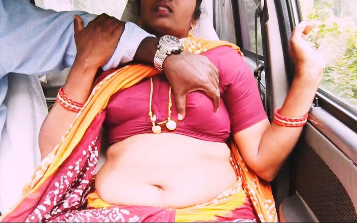 Telugu honey lips: देसी कार सेक्स। सौतेली मम्मी सौतेले बेटे को कार लांग ड्राइव में की कोशिश करें। तेलुगु गंदी बात करते हुए।