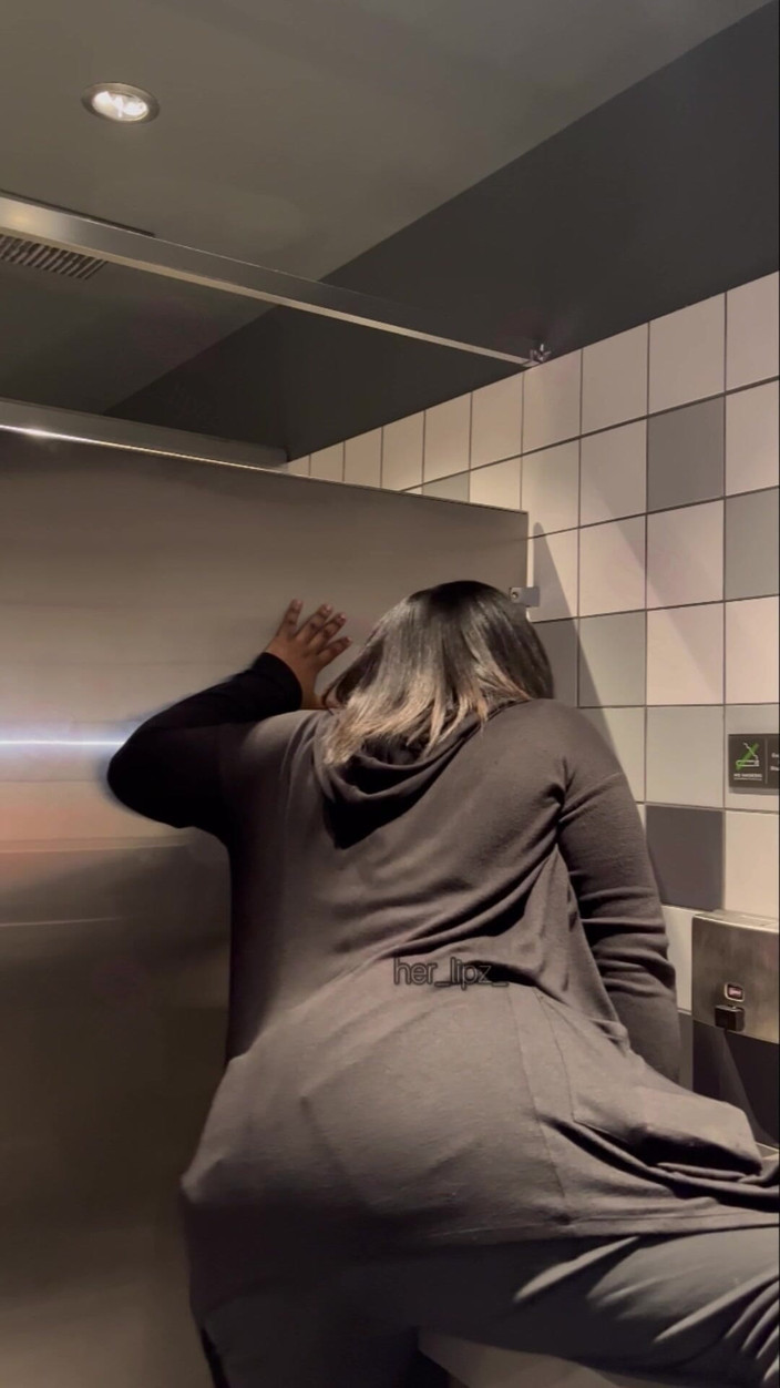 Anye Meshell: Mmmm, ¡estos son algunos de mis mejores videos de tirones traviesos!