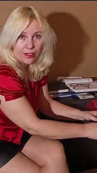 Lady Boss Punishes Her Driver for Mistakes