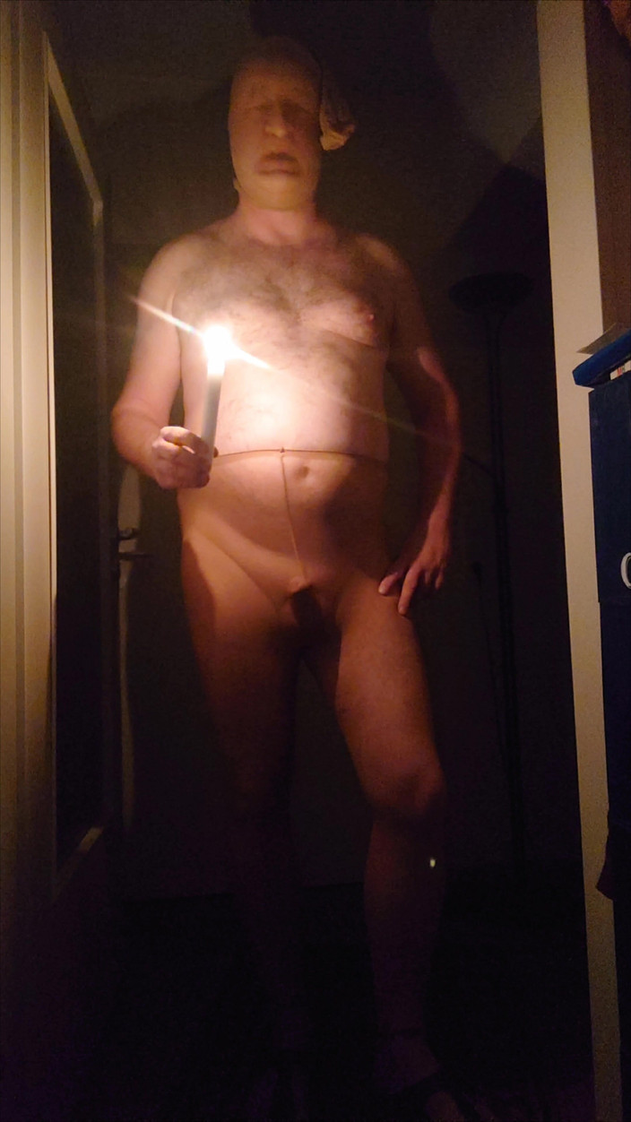 Carmen_Nylonjunge: Kemunculan Pertama oleh Carmen Nylon Boy