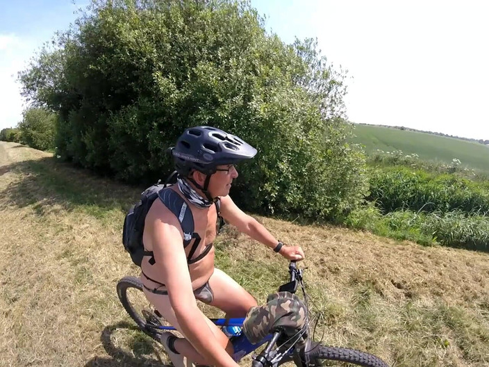 Andy: Đi bộ 41 2025