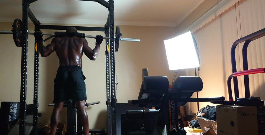 Hallelujah Johnson: Entraînement à la gym, épisode 16