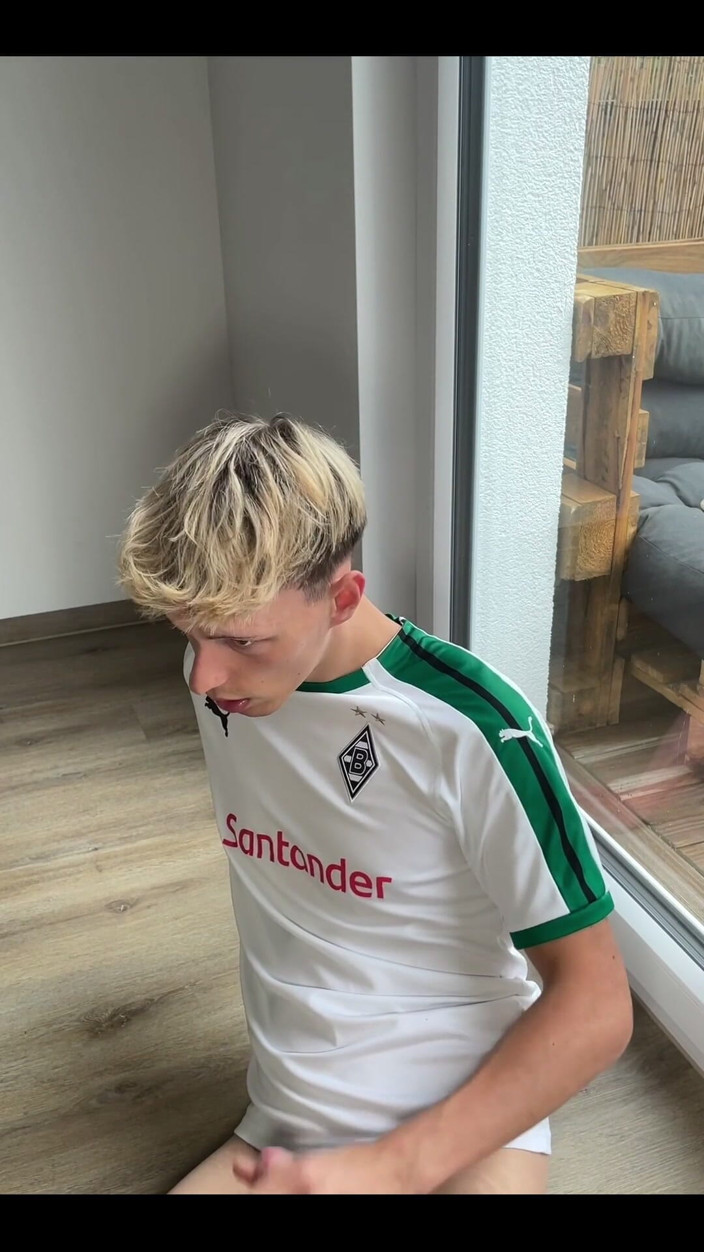 Jaay Jakob: Football Player Masturbation