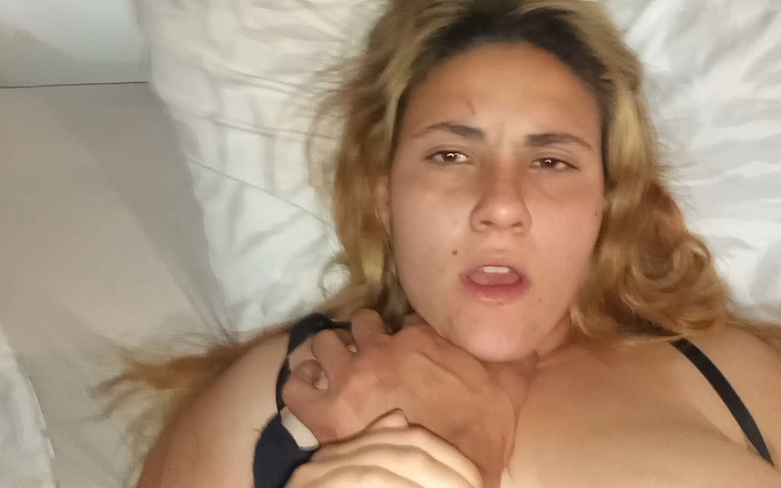 Naomi Simon: POV chết tiệt