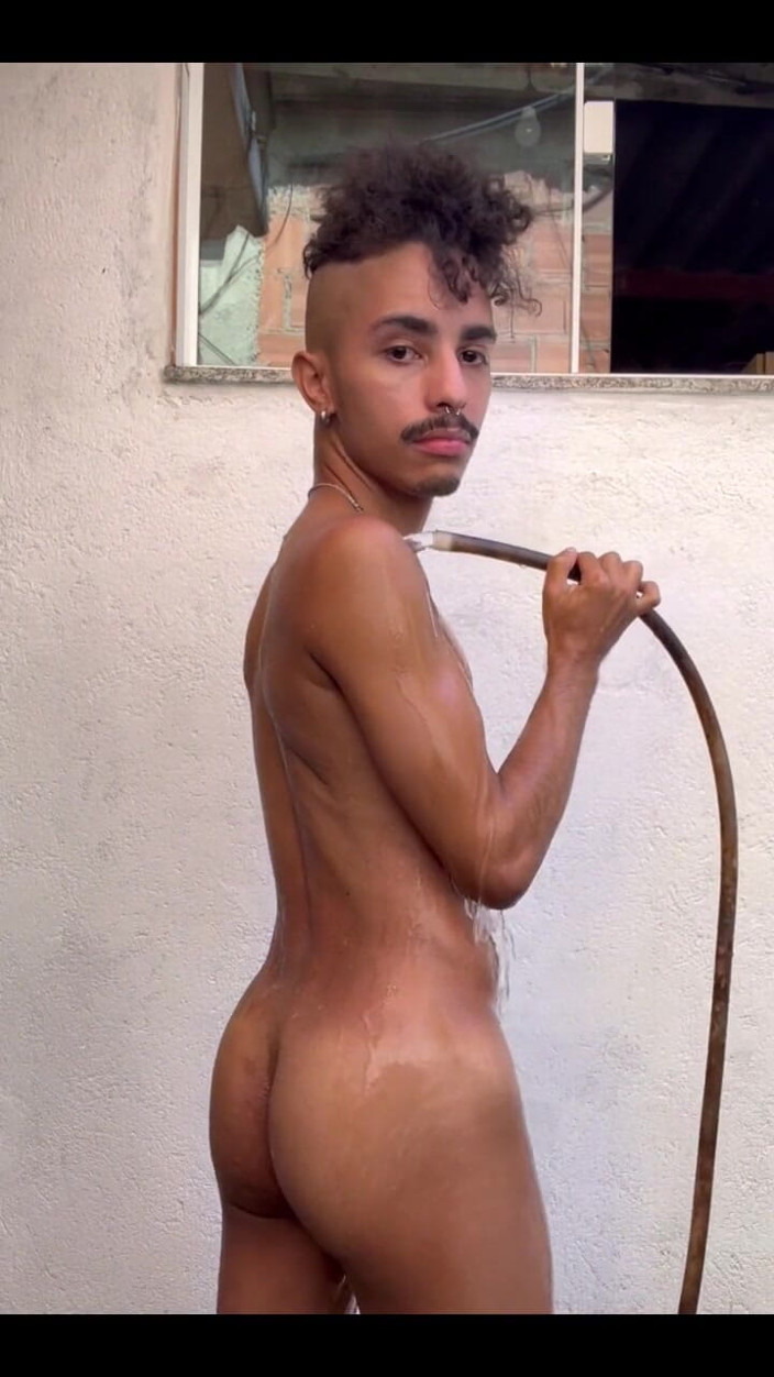 The Vicious Gabe: Gel benimle banyo yap