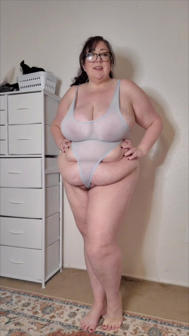 cutejayne: Cheating Slutty BBW Wife on Vacation