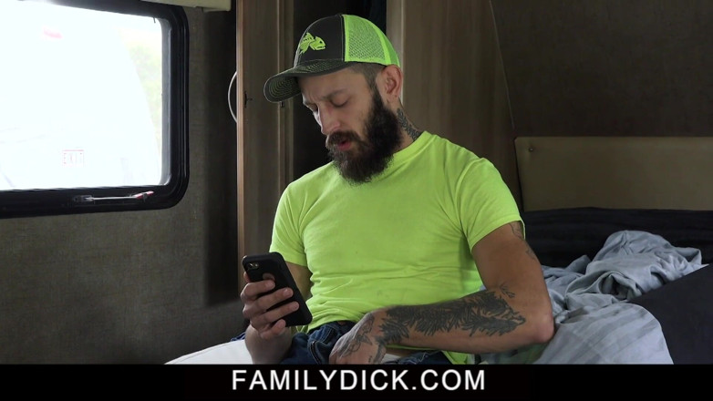 Say Uncle: Single parent