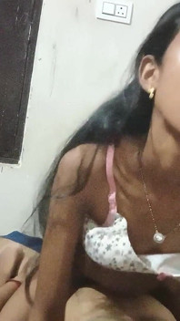 Desi Bhabi Kissed Her Father-in-law and Sucked His Too