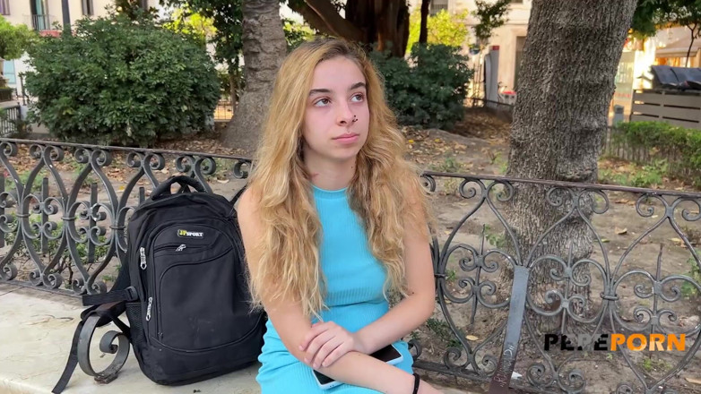 PepePorn: Irina non ha mai provato un cazzo porno! Questa ragazza...