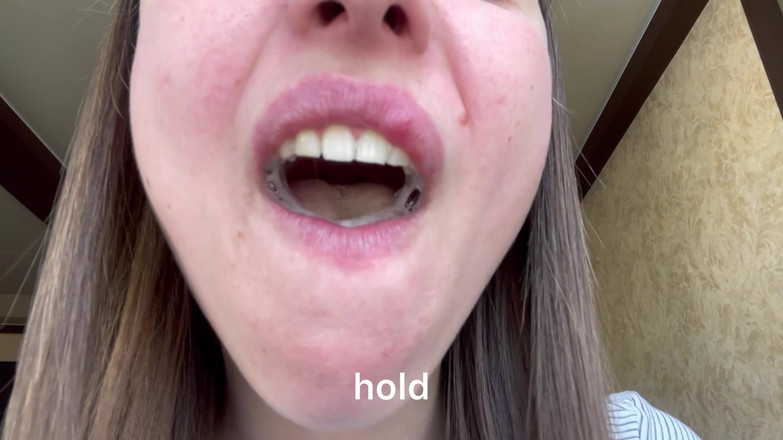 Hottie goddess: Surové a nefiltrované: plivat, hluchá a hrátky v krku