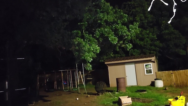 Mama_Foxx94: 심한 폭풍우와 격렬한 오르가즘의 밤