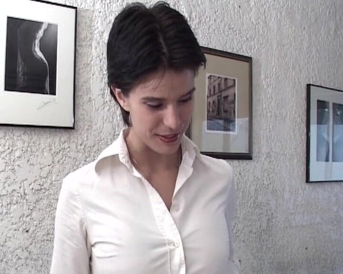 Videos Francaises: フランスから完璧なインクを塗った秘書アナルがオフィスで浸透