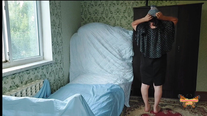 Kitty_Cross: 爱情 CD 漂亮的 femboy 屁股秘书角色扮演业余模特自制性感热视频