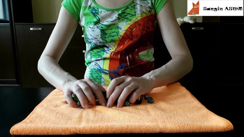 Saegin: 2[ASMR] Glass marbles and pebbles (no talking)