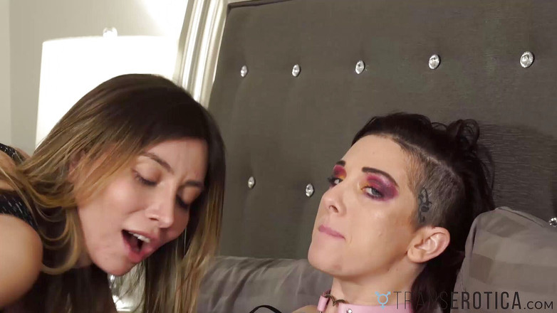 TransErotica: TRANSEROTICA - Babe Sully Savage fucks trans Korra Del Rio